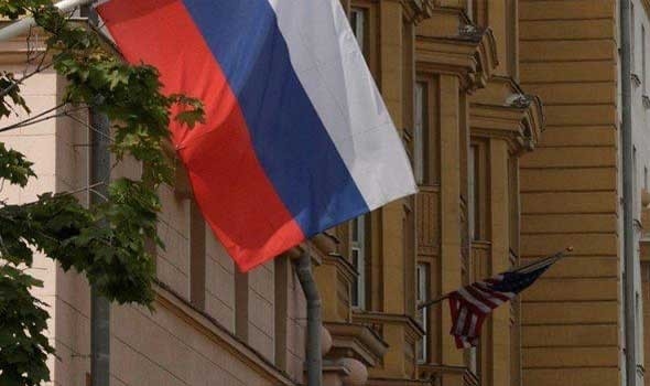 موسكو تندد بتقرير "أكسيوس" بشأن موقف بوتين من البرنامج النووي الإيراني وتصفه بـ"الحملة القذرة"