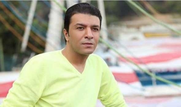 مصطفى كامل ينتهي من تسجيل أغنية «ناقصة سكر»