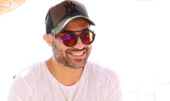 أحمد فهمي يُعرب عن سعادته بمشاركة السقا في بطولة فيلم "أحمد أحمد" كاشفاً عن دور الأخير في أن يصبح ممثلاً