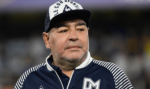 محاكمة أطباء دييغو مارادونا تكشف خفايا الأيام الأخيرة في حياته