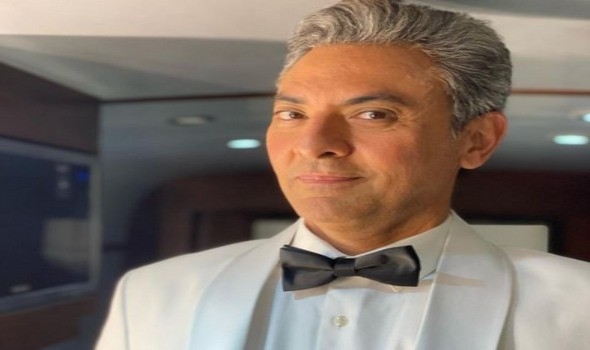 فتحي عبد الوهاب يكشف عن الصعوبات التي واجهها في بداياته الفنية