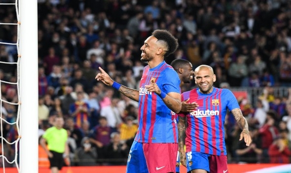 نادى برشلونة الإسباني يعلن إصابة إينيجو مارتينيز وغيابه عن مباراة ريال بيتيس