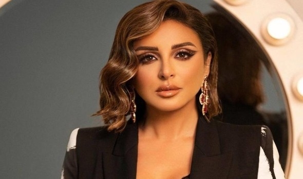 أنغام تحيي حفلاً غنائياً في القاهرة يوم 16 مايو على مسرح النافورة
