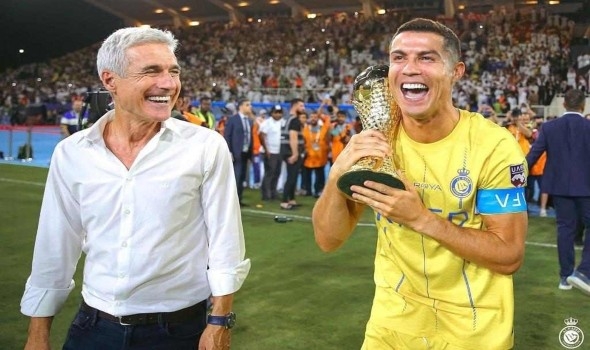 كريستيانو رونالدو يُعلن موقفه النهائي من الاستمرار أو الرحيل مع النصر السعودي