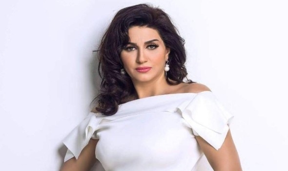 نجوم الفن يدعمون وفاء عامر بعد اتهامها بتجارة الأعضاء