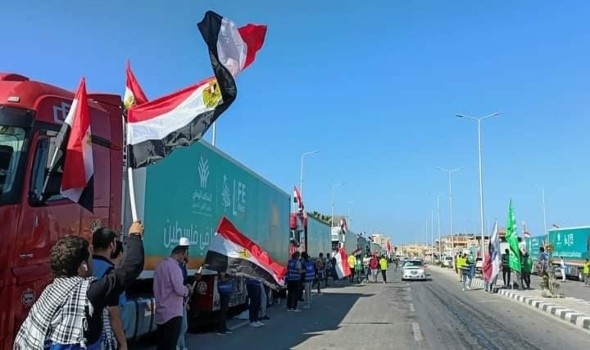 للمرة الأولى منذ خمسة أشهر وصول شاحنتي وقود إلى قطاع غزة عبر رفح