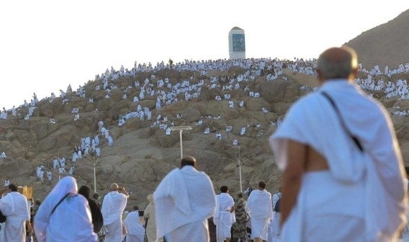 العشر من ذي الحجة أيامٌ مباركة عظّمها الله ورفع فيها الأجر والثواب