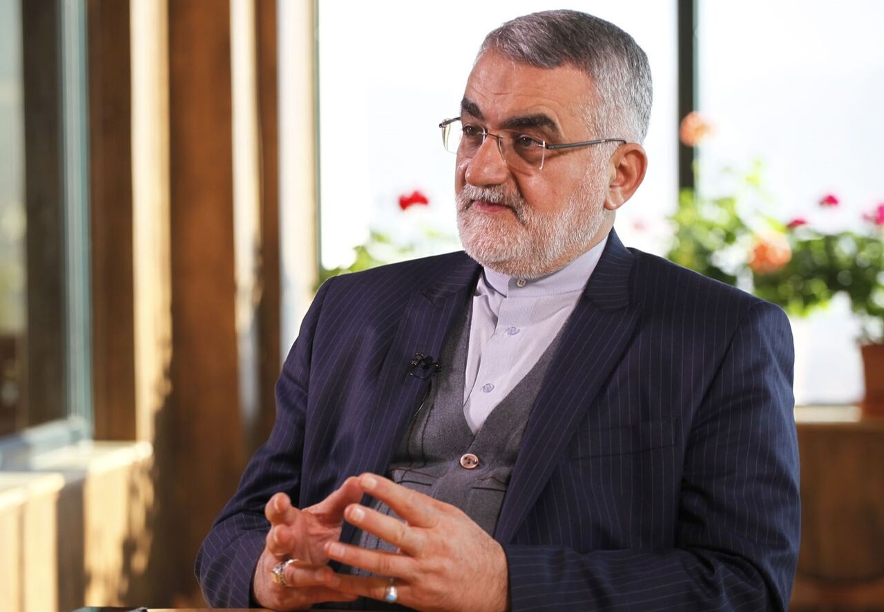 بروجردي: عملية 'الوعد الصادق 3' نجحت والرد مستمر