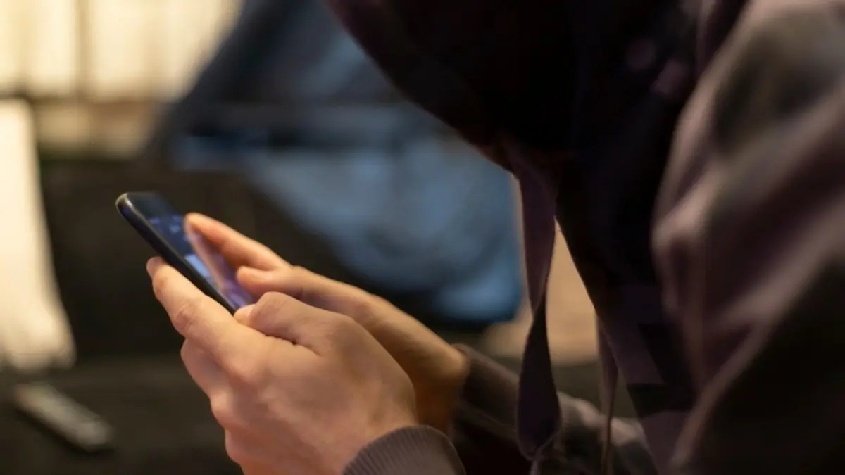 انفجار الهواتف الذكية.. بين الحرب السيبرانية والحقائق التقنية