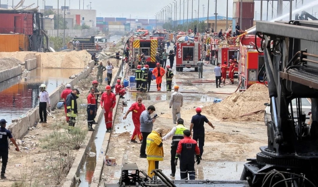 طهران تكشف سبب انفجار مرفأ بندر عباس