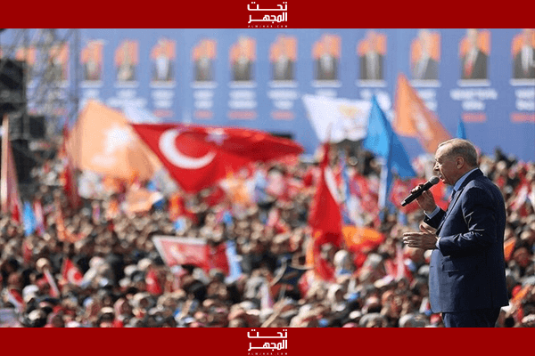 تركيا تعتقل صحفيا سويديا بتهمة الانتماء لتنظيم إرهابي وإهانة أردوغان