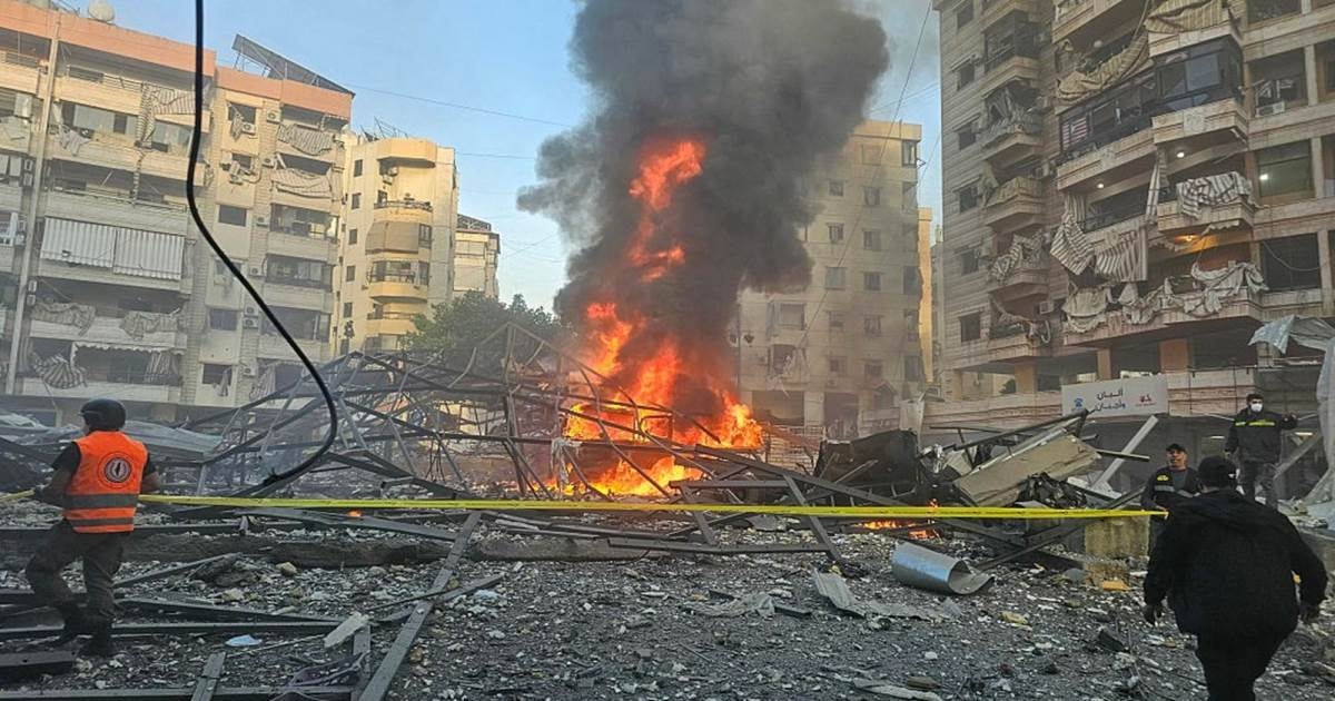 اللعب بالنار الأهلية