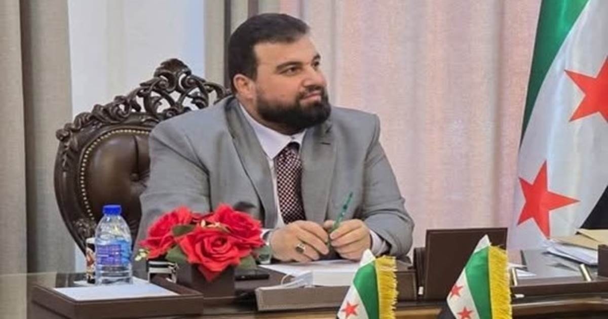 السويداء: مسلحون يقتحمون مبنى المحافظة ويشهرون السلاح بوجه المحافظ