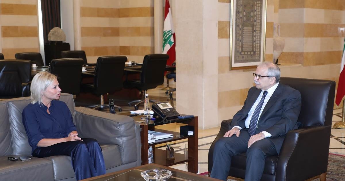 دعوة لعون لزيارة بيلاروسيا وسلام بحث مع بلاسخارت المستجدات