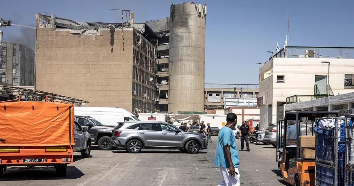 طهران قصفت هدفين نوعيين فجراً..وحدة النخبة التكنولوجية ومبنى البورصة