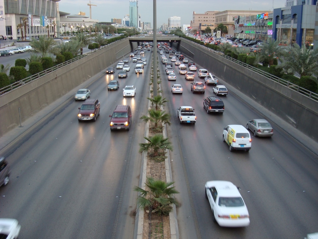3 توجيهات لضمان سلامة الركاب قبل الانطلاق بالسيارة