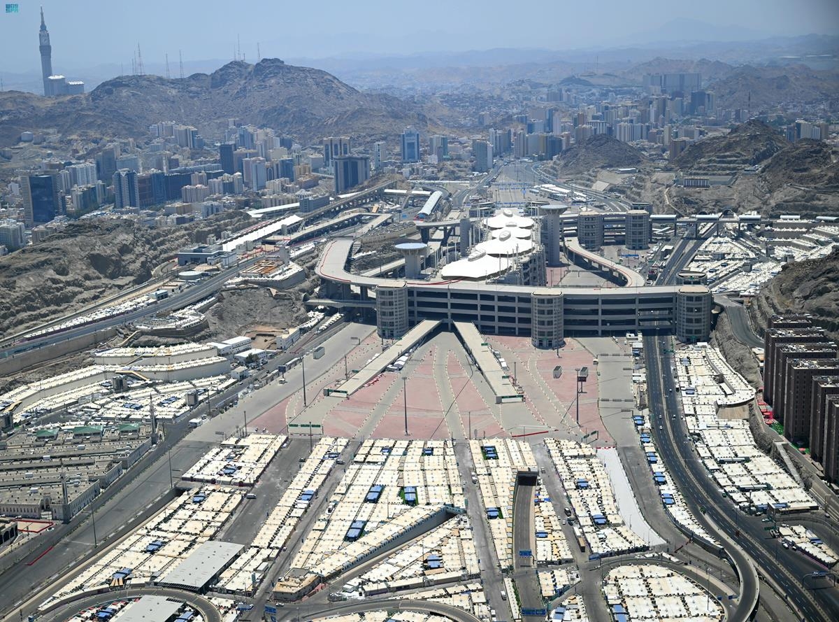 الداخلية تدعو ضيوف الرحمن لمواصلة الالتزام بتعليمات تنظيم تحركاتهم خلال أيام التشريق