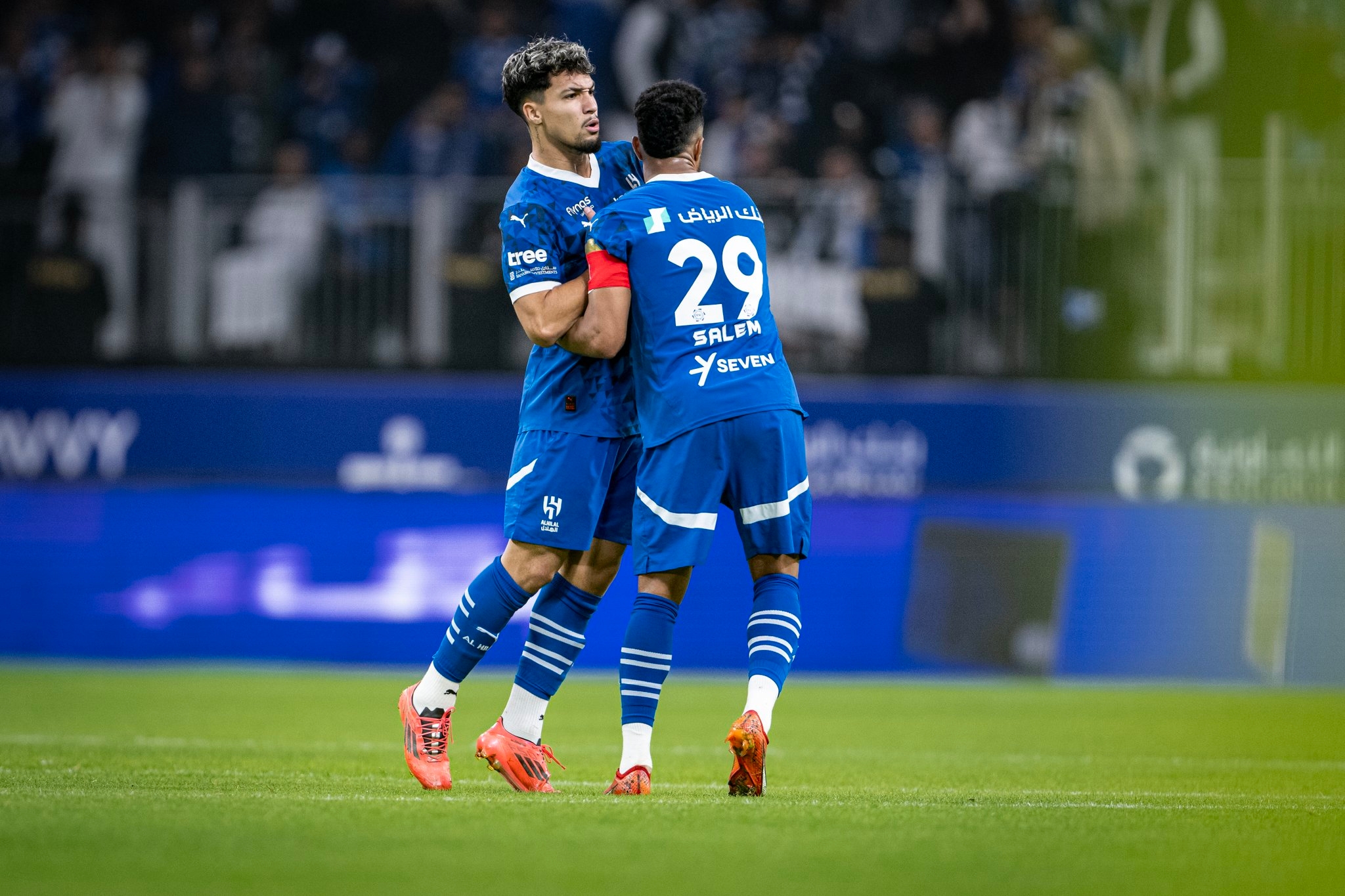 تشكيل مباراة الوصل ضد الهلال