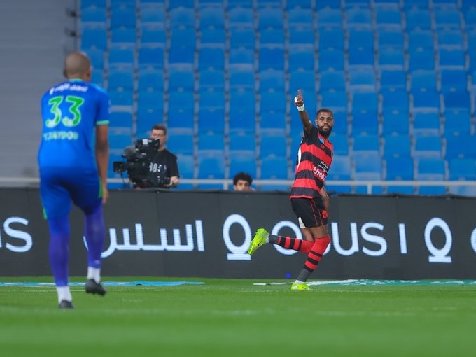 تعادل إيجابي بين الرياض والفتح