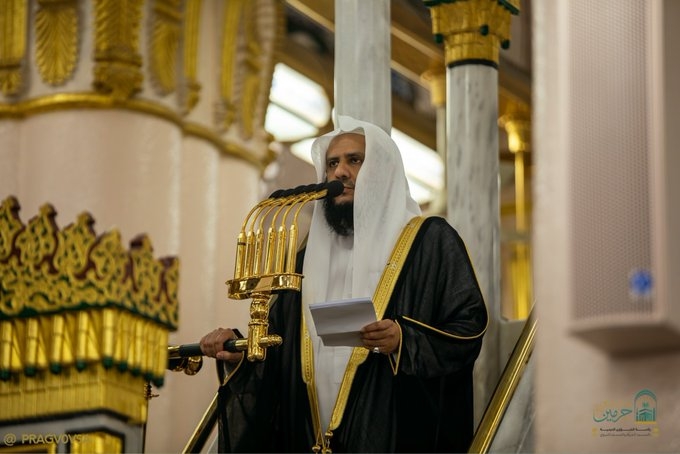 إمام المسجد النبوي خالد المهنا: من أصول أسباب الثب...