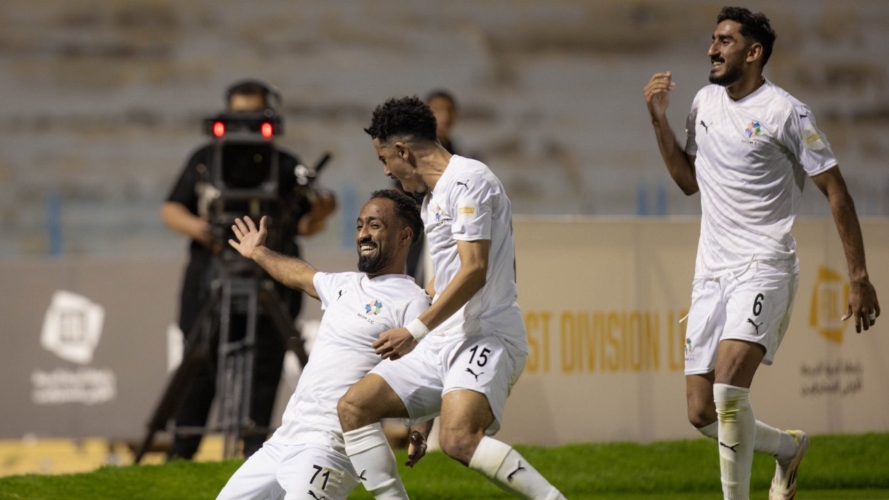 للمرة الأولى في تاريخه.. نيوم يصعد لدوري روشن