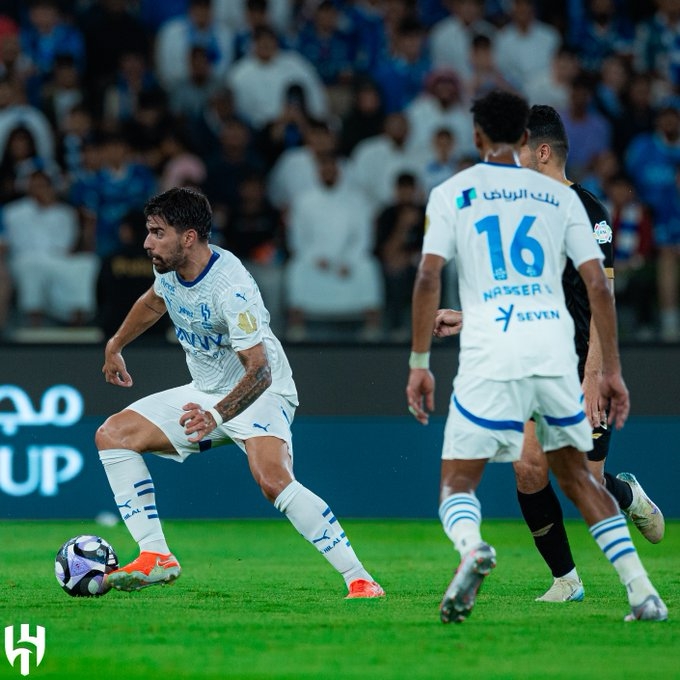 تعادل الوحدة والهلال في الشوط الأول