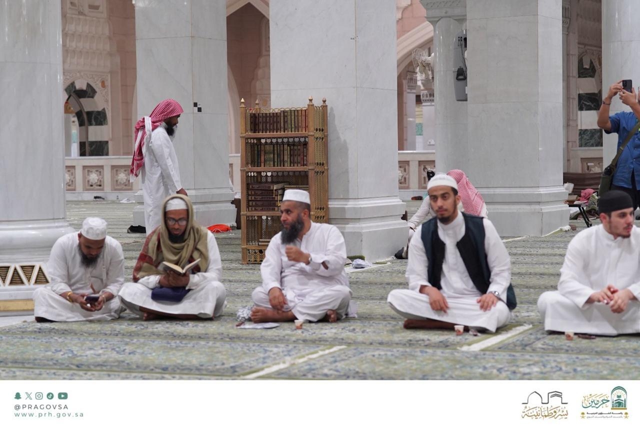 رئاسة الحرمين تكثف مسارات التحفيظ في بيئة إيمانية خلال موسم الحج