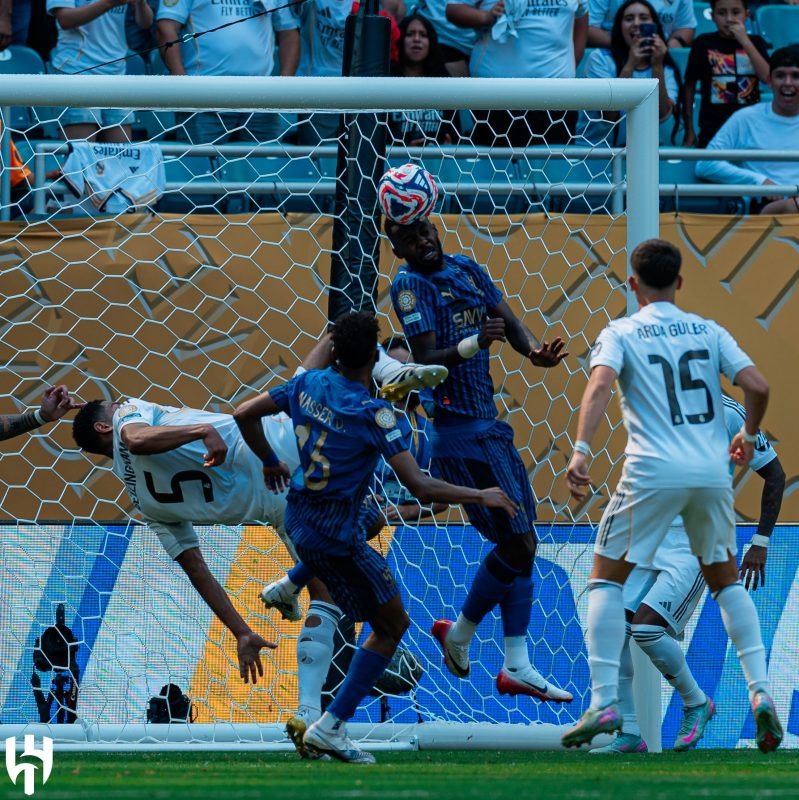 الهلال يبدأ مشواره في مونديال الأندية بالتعادل مع ريال مدريد