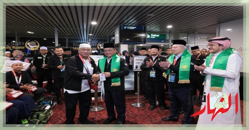 لأول مرة في موسم حج :- تسليم بطاقات 'نسك' خارج السعودية، والبداية لحجاج ماليزيا  النهار نيوز
