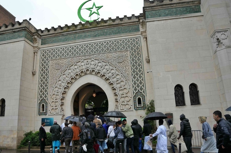 باريس تحتضن اجتماعا ضد الإسلاموفوبيا المتصاعدة في فرنسا