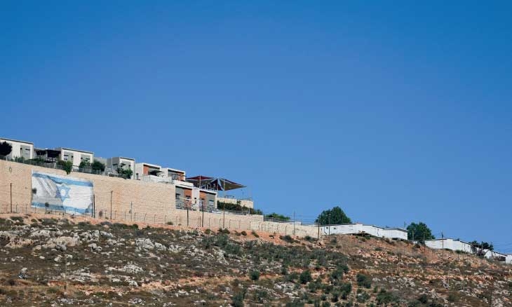 إصابة فلسطينيين برصاص الاحتلال في الضفة وهجمات للمستوطنين