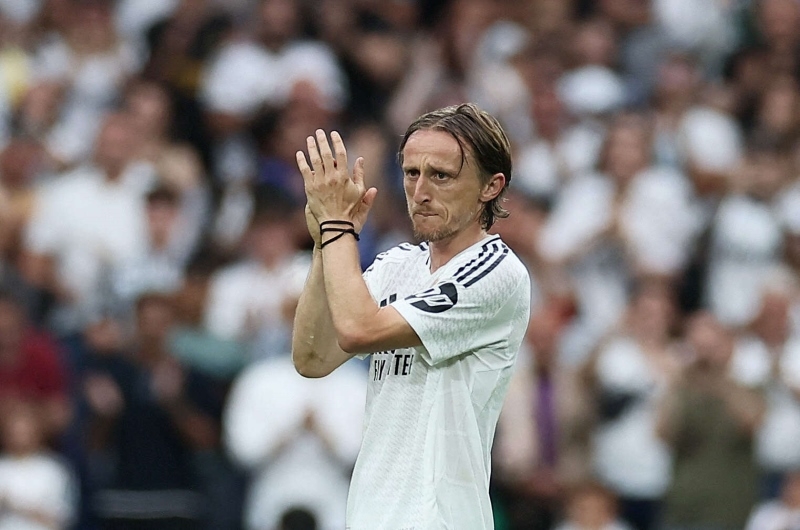 مودريتش يقترب من الانتقال لميلان الإيطالي