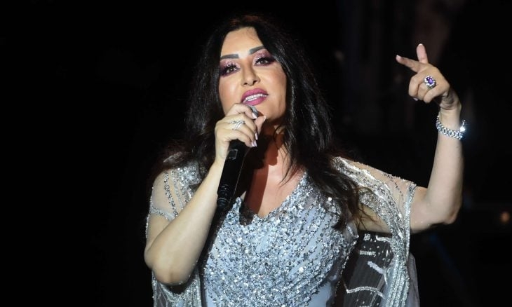 لطيفة التونسية تُصدَم بوفاة شقيقها وترجئ طرح ألبومها الجديد