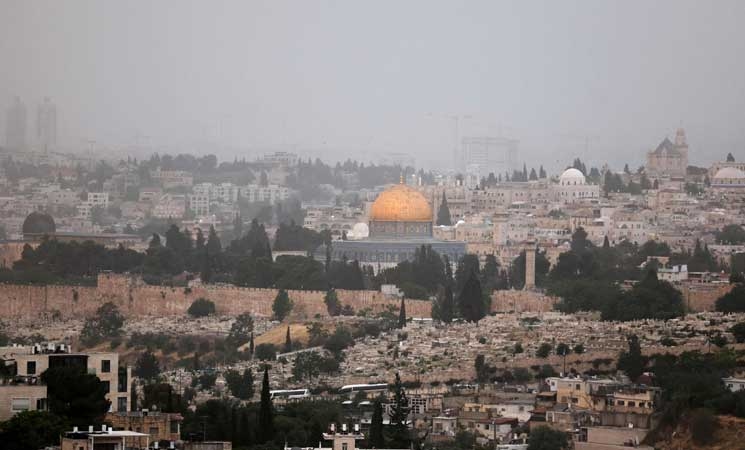 فلسطين تحذر من تصعيد اقتحامات المستوطنين الإسرائيليين للأقصى- (تدوينة)