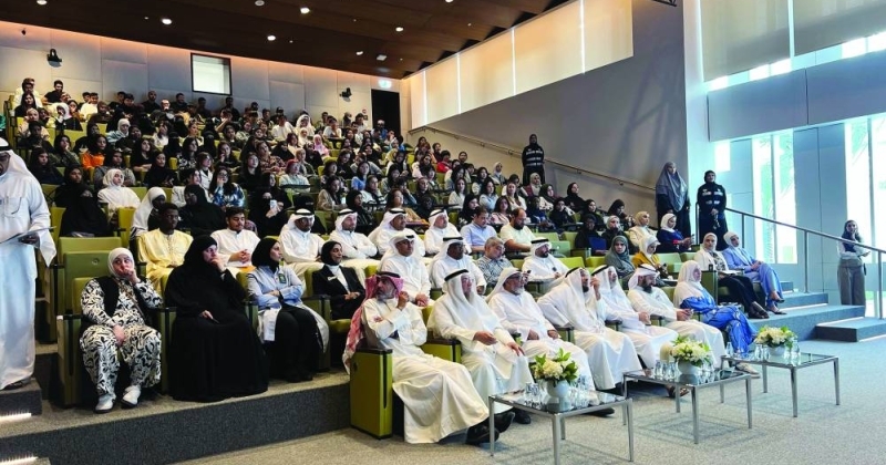 طلبة المنح... 396 في الكليات ومركز تدريس اللغات