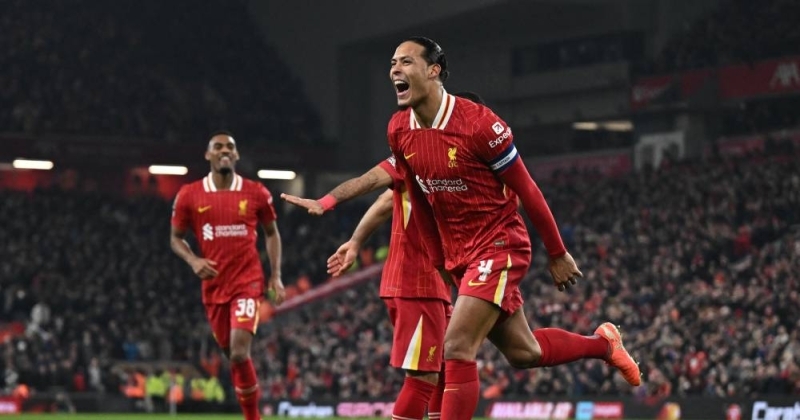 ليفربول يسحق توتنهام ويضرب موعدا مع نيوكاسل في نهائي كأس الرابطة