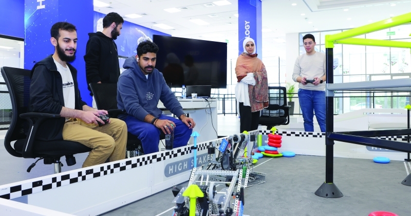 AUM... بطل الدوري «Tournament Championship» في بطولة VEX U للروبوتات للسنة الثانية على التوالي