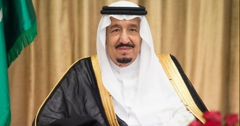 خادم الحرمين الشريفين يعتمد رمز عملة الريال السعودي