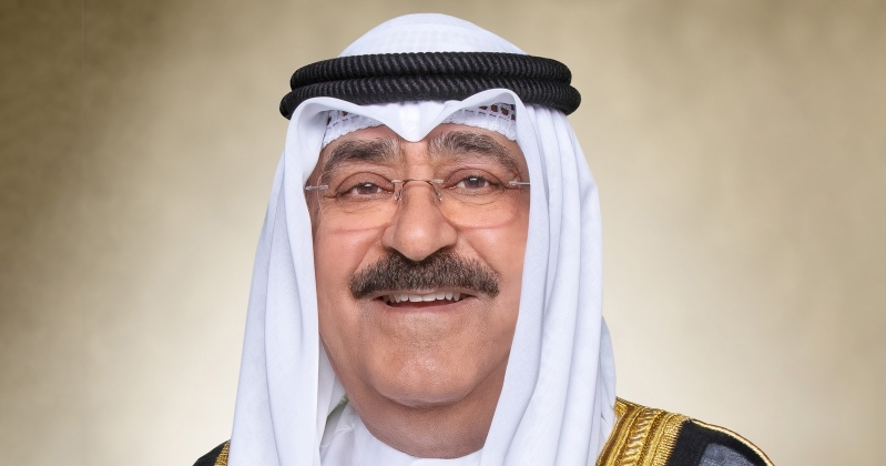 سمو الأمير وسمو ولي العهد وأسرة آل الصباح يستقبلون المهنئين برمضان.. لليوم الثاني