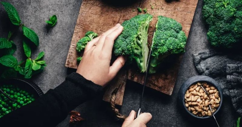 نظام غذائي بسيط يمكن أن يقلل التهاب المفاصل في 8 أسابيع