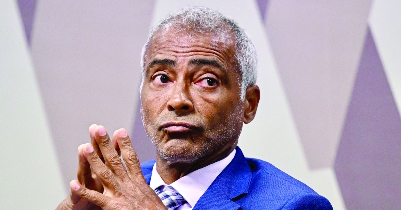 روماريو يدعو إلى التحقيق مع عم باكيتا في قضية المراهنات