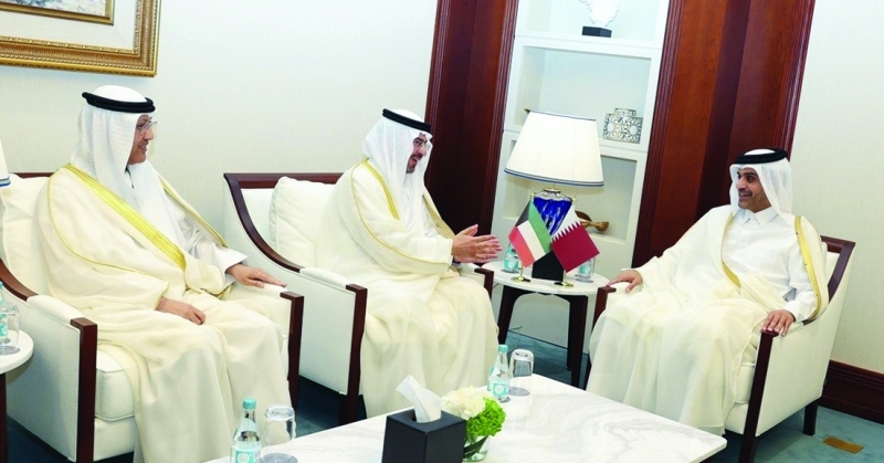 المبارك: تبادل الخبرات مع قطر في مجال الطيران المدني