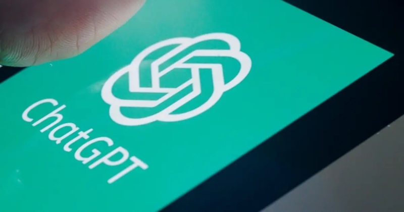 توقف مفاجئ في «ChatGPT» أربك المستخدمين حول العالم