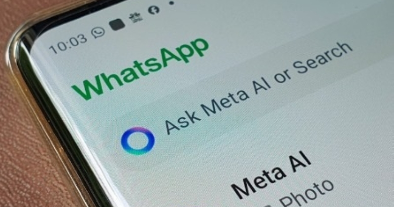 «واتساب» تُتيح إمكانية تعطيل دائرة ذكاء «Meta» الاصطناعي الزرقاء