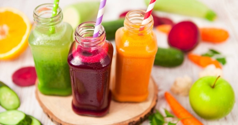 10 عصائر تطرد السموم وتعزز صحة الجهاز الهضمي