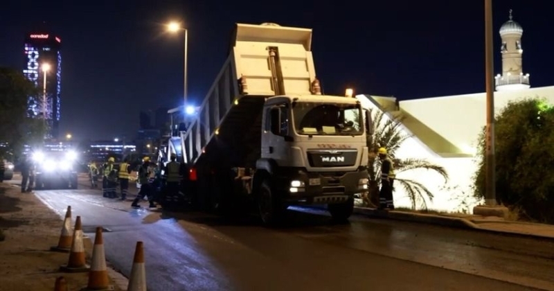 بدء أعمال صيانة في شارع السور