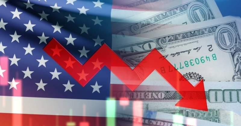 «موديز» تخفّض التصنيف الائتماني للولايات المتحدة والبيت الأبيض يندد