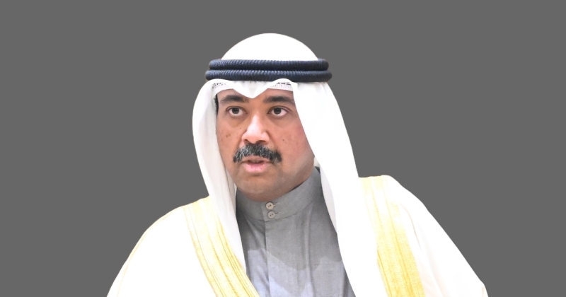 وزير الدفاع يُهنّئ القيادة: ماضون في صون أمن الوطن وعزّته