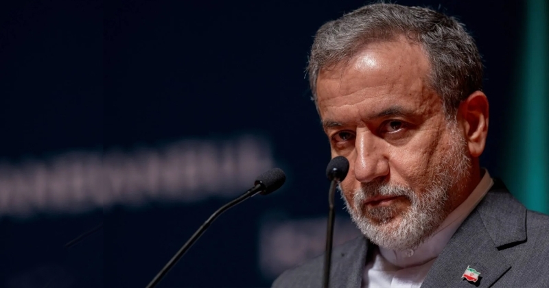 وزير الخارجية الإيراني: لن نتخلى عن تخصيب اليورانيوم