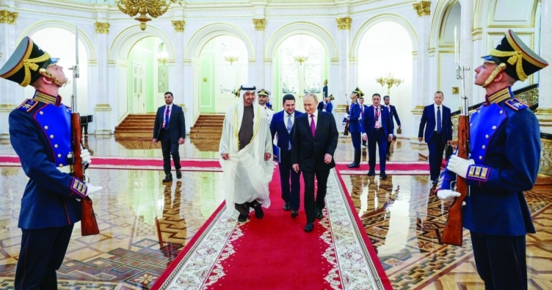 بوتين لمحمد بن زايد: الإمارات أحد الأماكن المناسبة للقاء ترامب